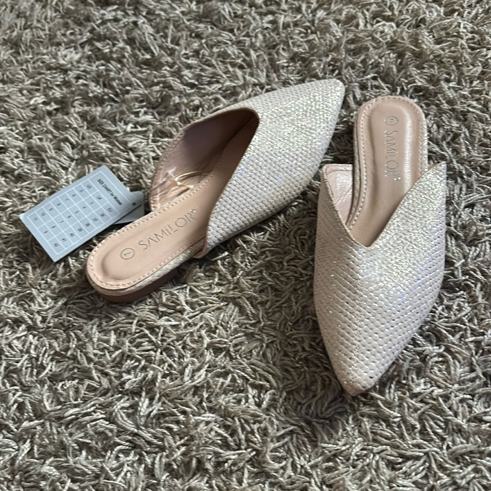Size 7 cream mules new with tags